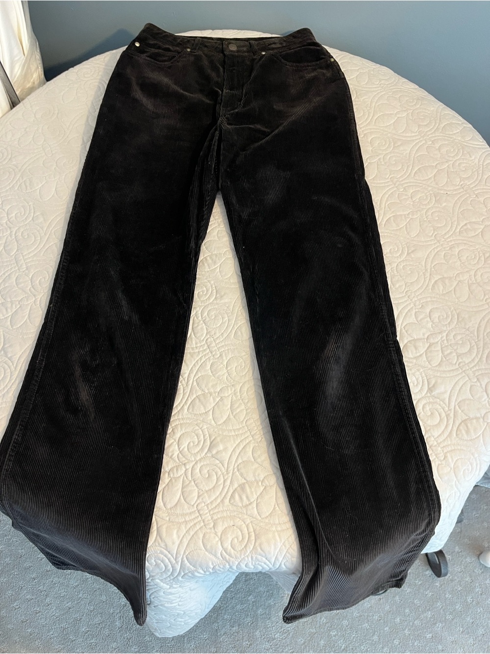 Women's Black Straight-Leg Corduroy Jeans